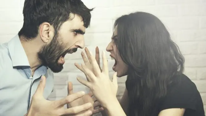 Kamu nggak cocok dengan orang kayak gini./Copyright shutterstock.com