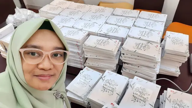 Wattpad hingga Series Sukses, Ini 6 Potret Mia Chuz Penulis Novel Wedding Agreement