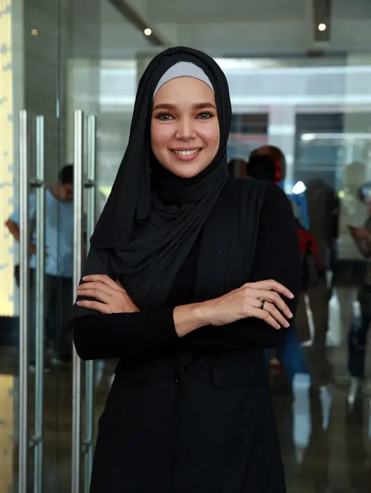 'Promo 'Air Mata Surga' mungkin berbeda dengan promosi film lainnya, kita kembali gelar pengajian,' kata Dewi. (Deki Prayoga/Bintang.com)