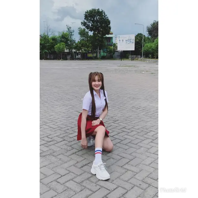 6 Gaya Nella Kharisma Pakai Baju Sekolah, Masih Pantas dan Imut