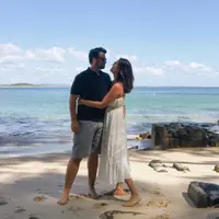 Setelah tiga setengah tahun menjalin hubungan, model yang juga pemeran Aline Adita akan melepas masa jandanya. Aline akan menikah dengan kekasihnya, James Midgley. (Instagram/aline_adita)