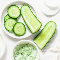 Tiga bahan alami ini ampuh cerahkan area kewanitaan, lho. Penasaran? (foto: shutterstock)