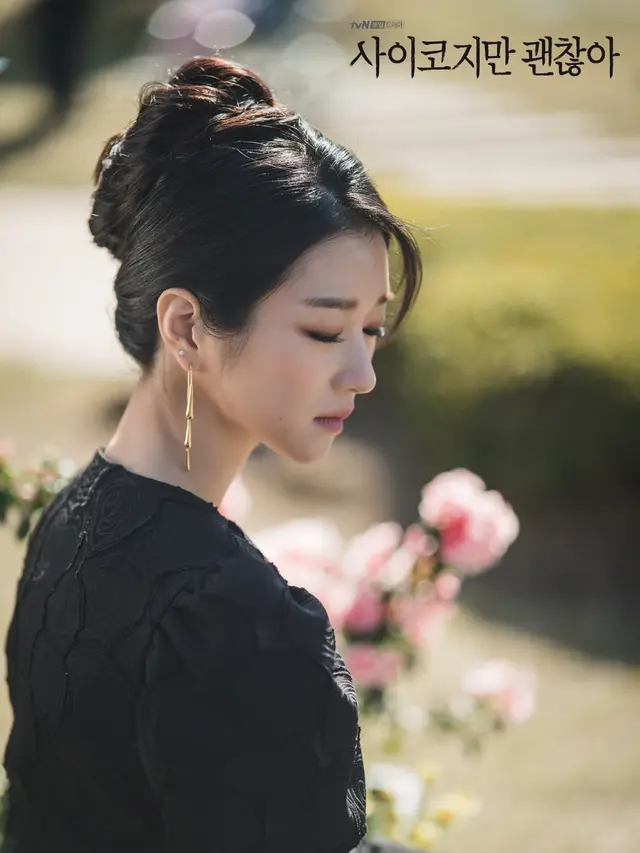 Tiru Gaya Makeup ala Seo Ye Ji dalam Drama It’s Okay To Not Be Okay, Tampilkan Sisi Misterius yang Menggoda