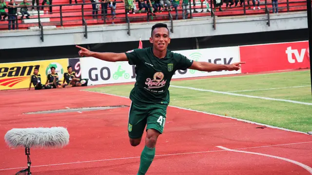 Irfan Jaya Persebaya