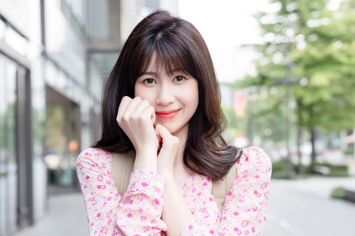 manis kalem baik imut