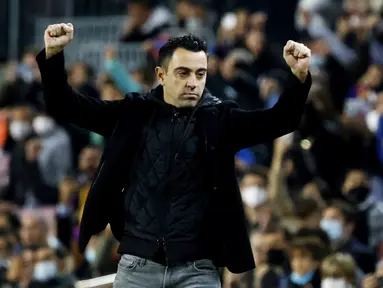 Debut Xavi Hernandez bersama Barcelona berjalan mulus. Blaugrana berhasil maeraup poin penuh saat menjamu Espanyol dalam laga pekan ke-14 Liga Spanyol. (AP/Joan Monfort)
