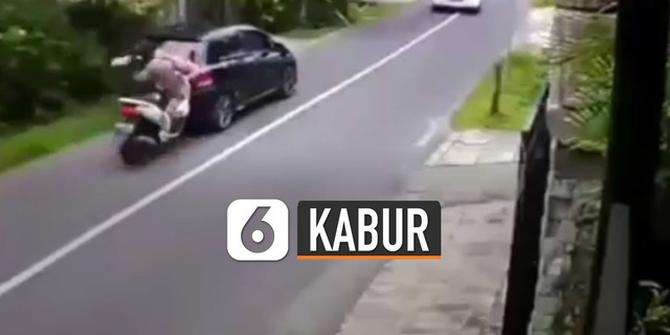 VIDEO: Duh, Pemotor Tabrak Mobil Berhenti Lalu Kabur