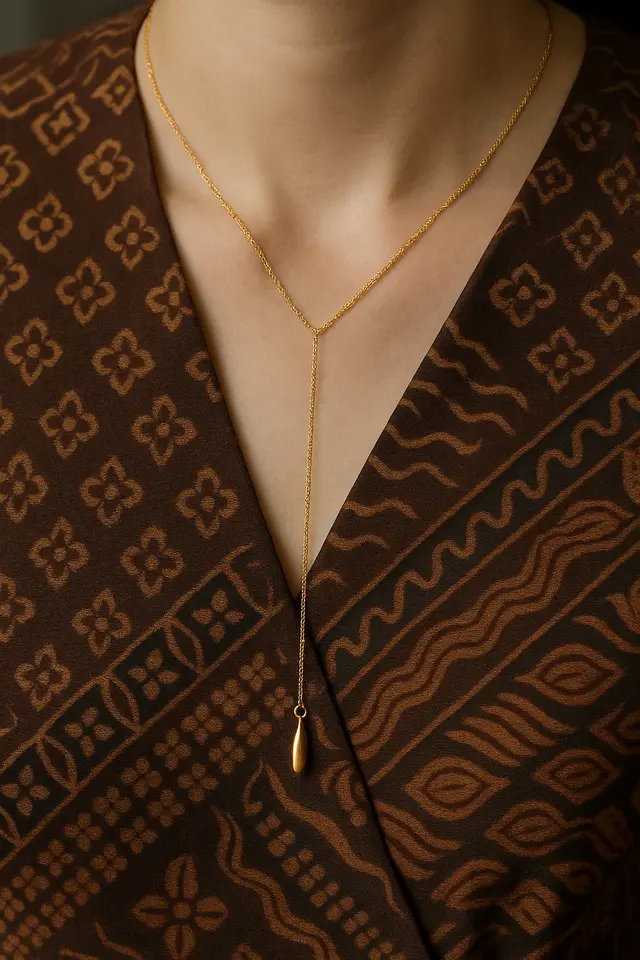 5. Kalung Rantai Akhir Minimalis (Y-Necklace)