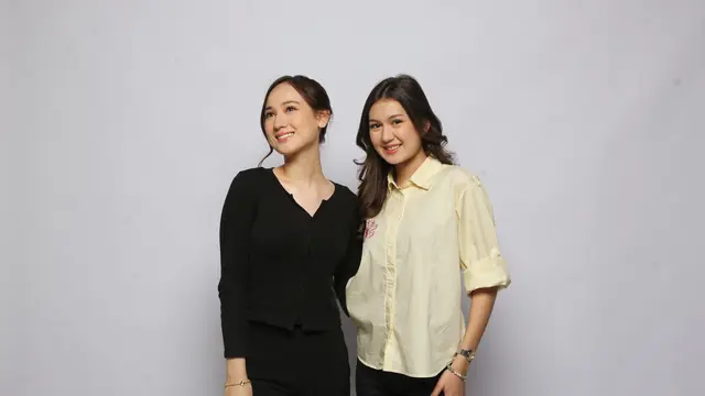 Laura Moane dan Zoe Abbas Jackson