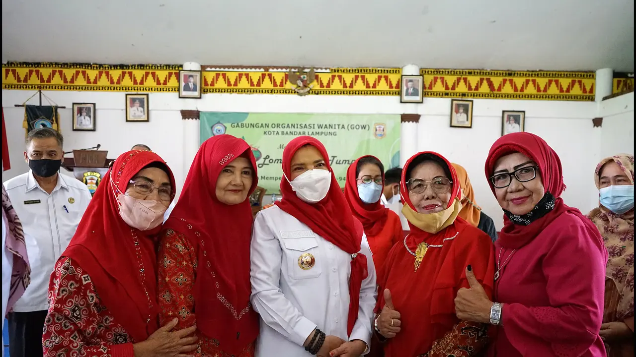 Peringati Hari Ibu 2022, Wali Kota Bandar Lampung Bersama GOW Menggelar Lomba Nasi Tumpeng