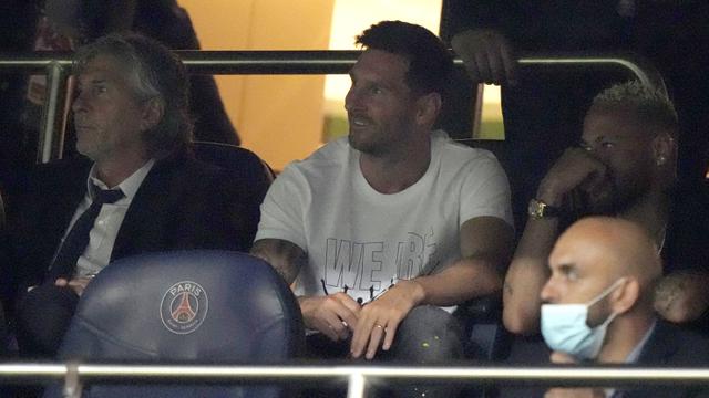 Foto: Lionel Messi Hanya jadi Penonton, PSG Hajar Strasbourg di Liga Prancis