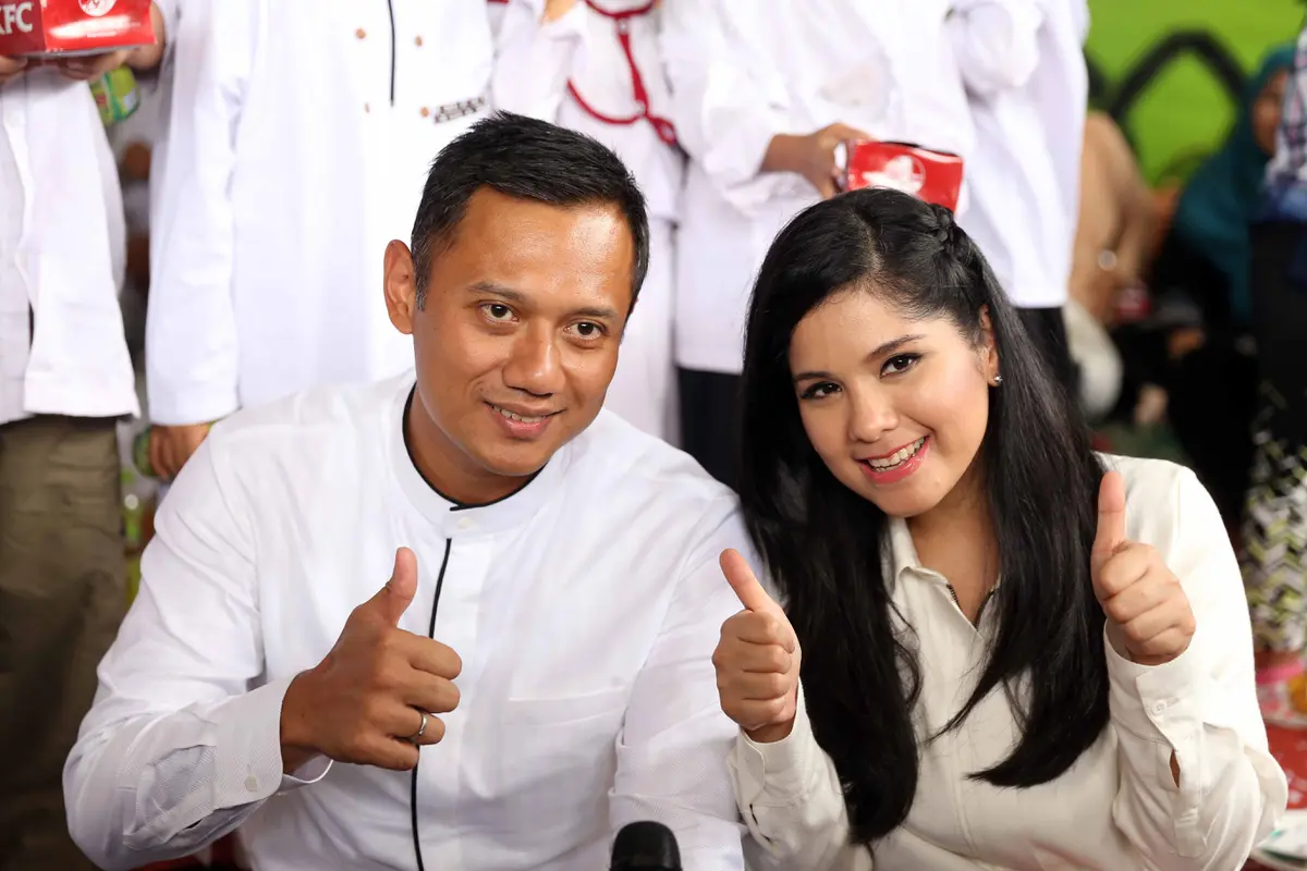 [Bintang] Agus Harimurti Yudhoyono dan Annisa Pohan