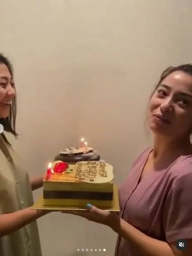 6 Momen Ulang Tahun Nikita Willy yang ke-27 Tahun, Gelar Virtual Lunch