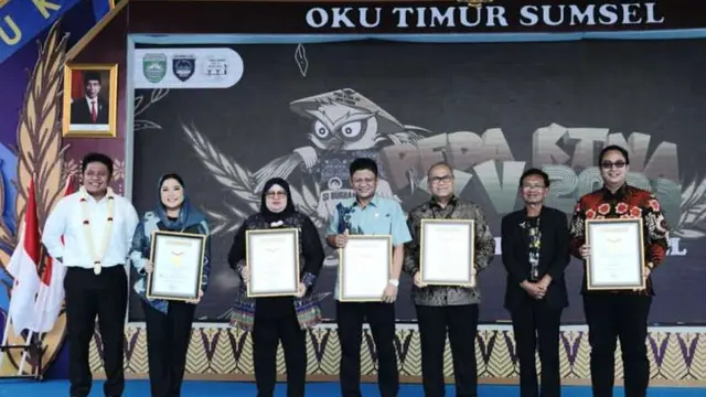 Bupati OKU Timur.