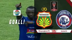 Berita video momen gol tak terduga gelandang Arema FC, Makan Konate, saat menghadapi Bhayangkara FC pada perempat final Piala Presiden 2019, Sabtu (30/3/2019).