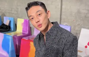 Yoo Ah In Gabung Agensi BILLIONS, Siap Comeback ke Dunia Akting