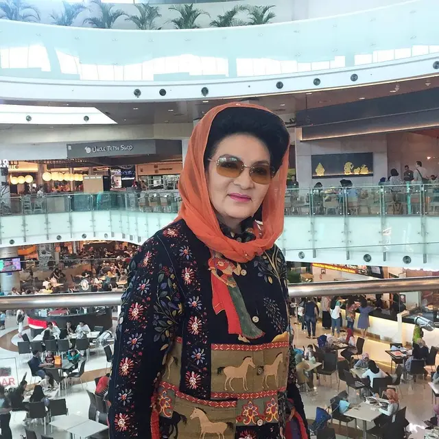Potret terbaru Farida Pasha