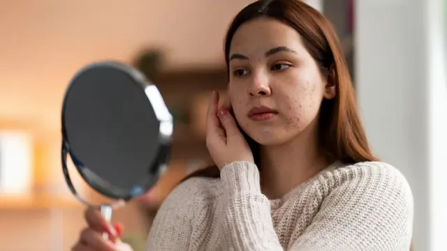 Masuk Kategori Kandungan Bahan Populer di Tren Kecantikan, Mugwort Semakin jadi Andalan Beauty Enthusiast (Foto dok : Freepik/freepik)