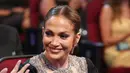 Hal ini tentu saja semakin membingungkan, melihat jawaban Jennifer Lopez seperti itu menimbulkan kesan hubungannya bersama Drake hanya sekerdar untuk berkolaborasi dalam bermusik dan tidak lebih. (AFP/Bintang.com)