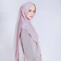 Kompilasi Gaya Hijab Elegan ala Kimberly Ryder (Instagram/@kimbrlyryder)