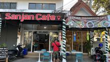 Sanjan Indonesian Cafe, rumah makan yang menyuguhkan cia rasa makanan Indonesia di Chiang Mai, Thailand. (Bola.com/Muhammad Adi Yaksa)