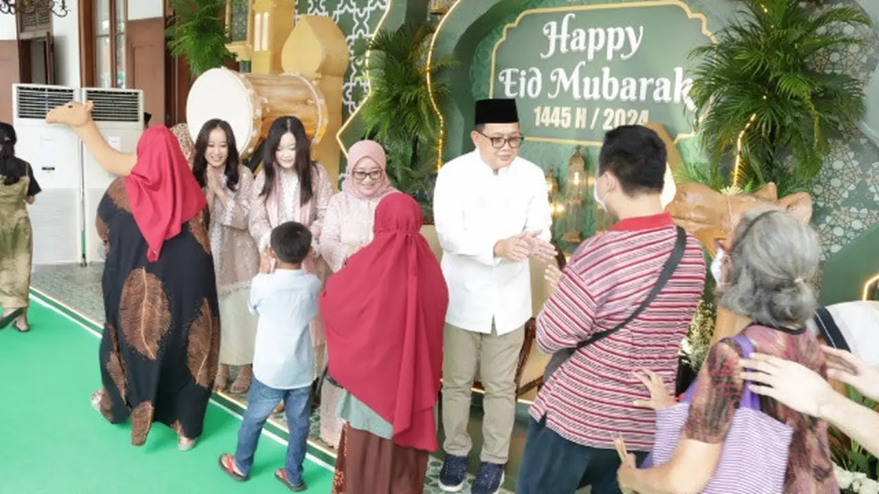 Pj Gubernur Jatim Adhy Karyono menggelar open house. (Istimewa)