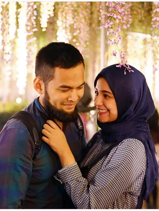 Pelan tapi pasti, suami Shireen Sungkar itu mulai jarang tampil dalam sinetron atau film. Apalagi bermain dengan lawan jenisnya. (Instagram)
