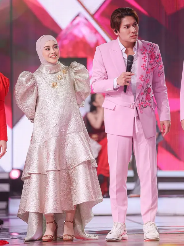 Gaya Dress Lesti Kejora/ Instagram @lestikejora