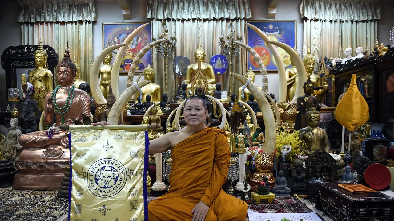 Biksu Thailand yang Menjadi Guru Spiritual Leicester