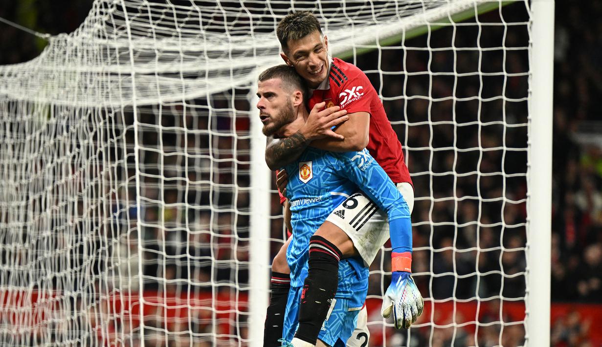David De Gea (Spanyol 2007/finalis) David De Gea yang kini berstatus tanpa klub setelah meninggalkan Manchester United yang telah dibelanya selama 12 musim merupakan alumnus Timnas Spanyol pada Piala Dunia U-17 edisi 2007. Saat itu Timnas Spanyol finis sebagai runner-up setelah kalah adu penalti 0-3 (0-0) dari Nigeria di laga final. Bersama MU ia mampu meraih beberapa gelar bergengsi seperti Premier League musim 2012/2013 dan Europa League 2016/2017. (AFP/Oli Scarff)