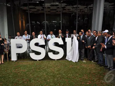 PSSI meresmikan kantor yang baru saja dipugar senilai Rp 13 miliar di Jakarta, Minggu (4/1/2015). (Liputan6.com/Miftahul Hayat)