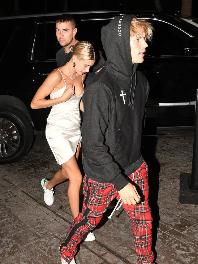 [Bintang] Justin Bieber - Hailey Baldwin