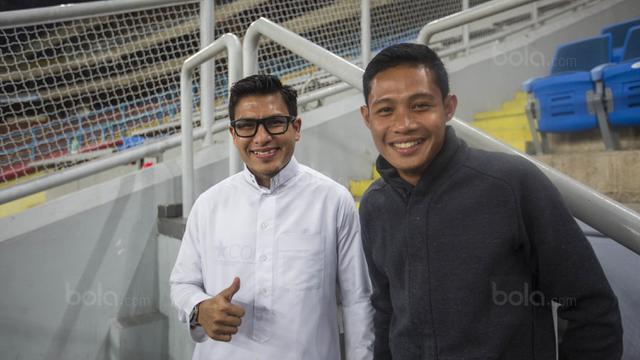 Evan Dimas Nonton Bola