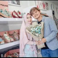Anisa Rahma Rilis Sepatu Syariah, Seperti Apa? (dok.Instagram @anisarahma_12/https://www.instagram.com/p/CKNibS9HkYY/Henry)