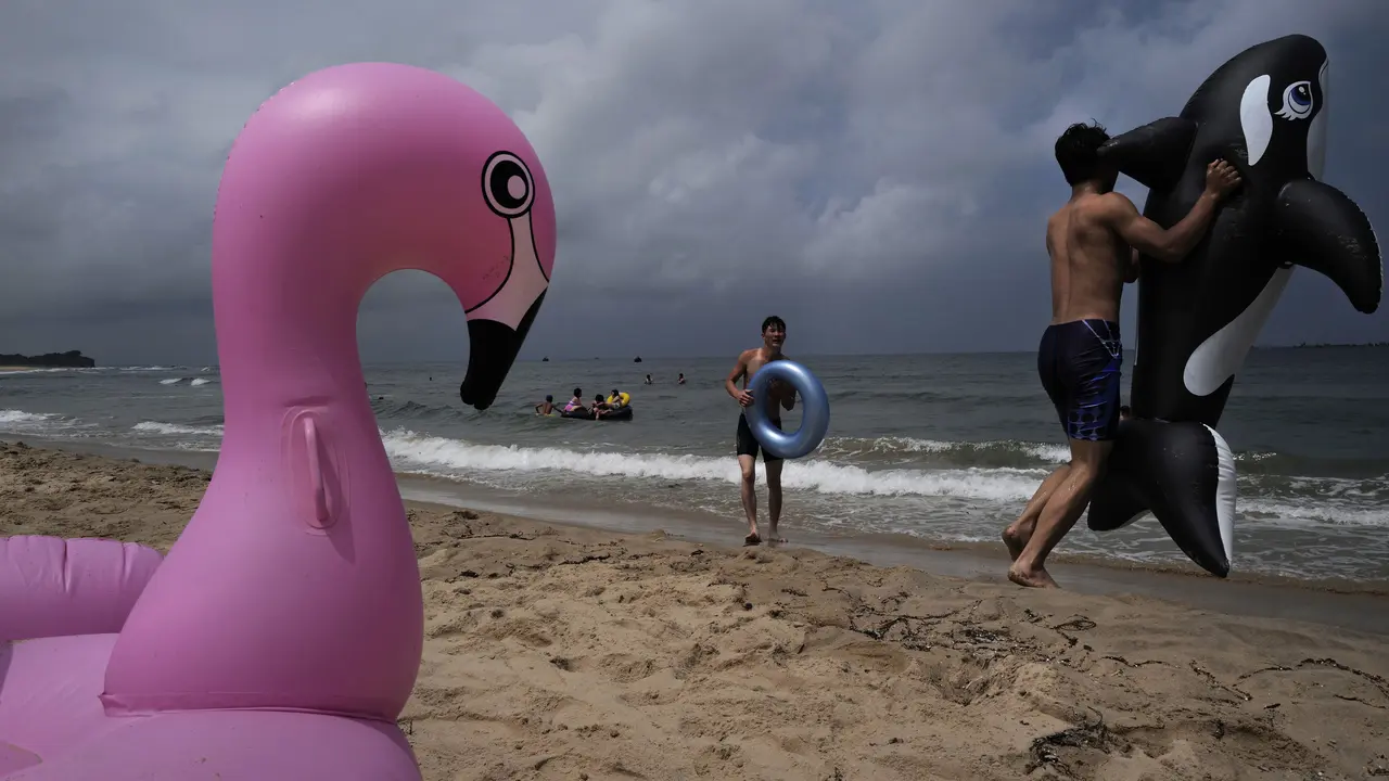 Potret Pantai Sijung Ho di Korea Utara