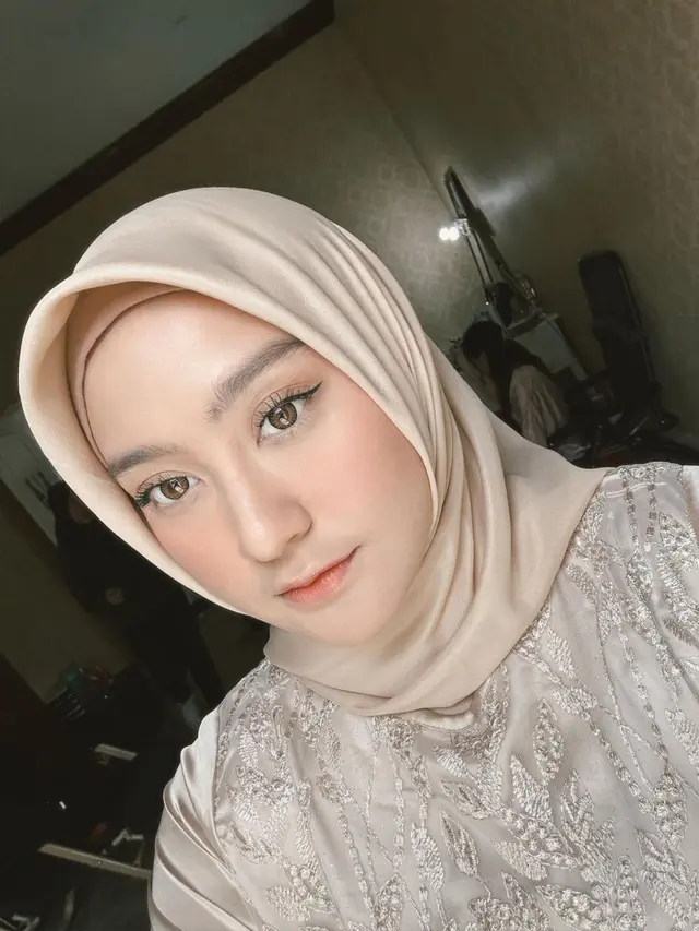 7 Potret Salshabilla Adriani saat Tampil Berhijab, Banjir Pujian