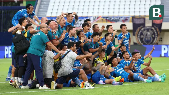 Persib Bandung vs Persija Jakarta - BRI Liga 1 2023/2024