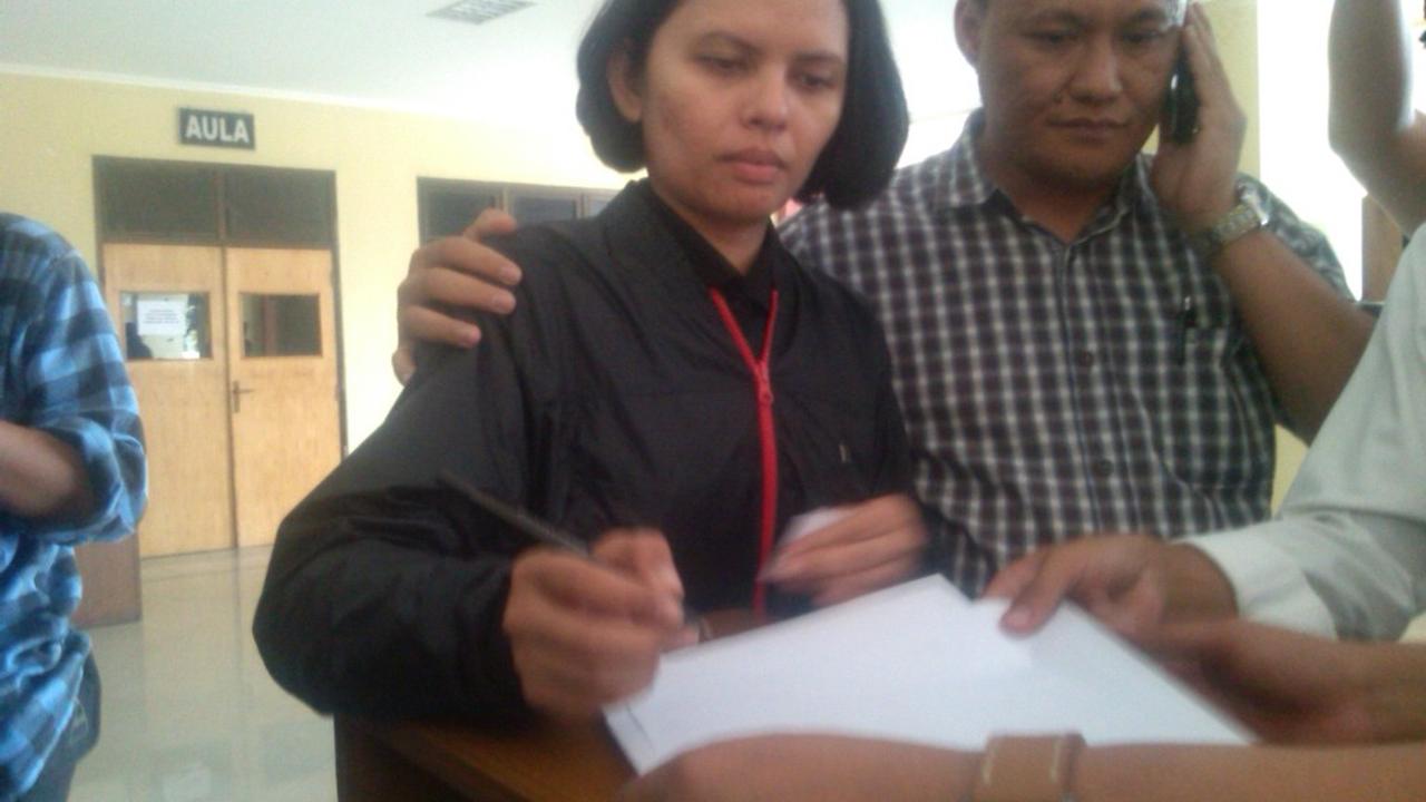 Kuasa Hukum Mundur, Siapa Dampingi Florence Sihombing Saat Sidang