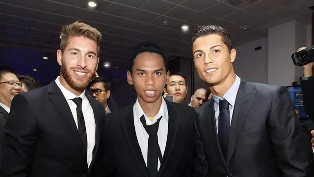 Bak Rekan Setim, 9 Editan Foto Bareng Pesepak Bola Top Dunia Ini Kocak