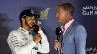 Mantan pebalap F1, David Coulthard, memprediksi Lewis Hamilton (kiri) kemungkinan bisa mengikuti jejak Nico Rosberg segera gantung setir. (Give Me Sport)