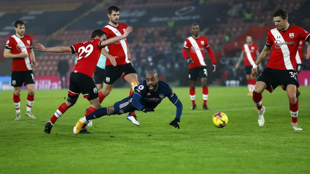 Foto Liga Inggris: Comeback Fantastis, Arsenal Menang Telak di Markas Southampton