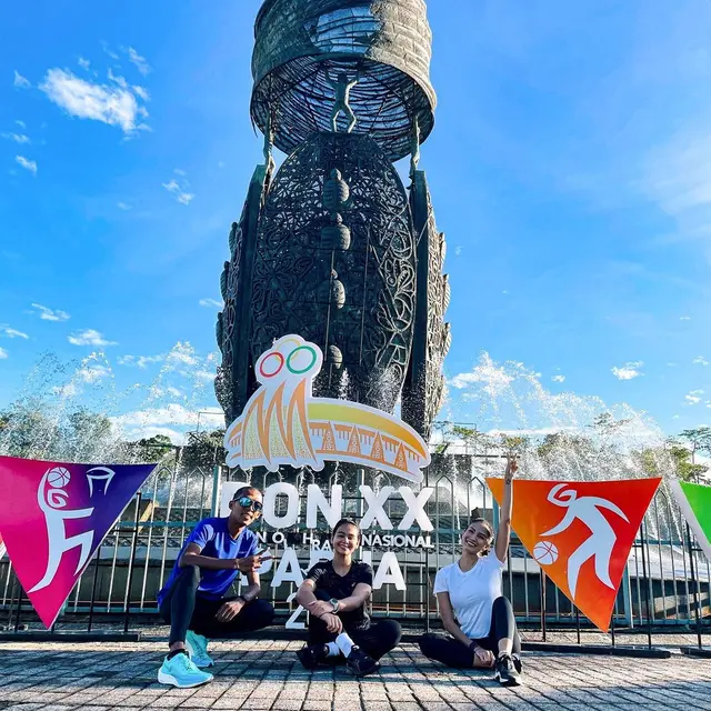 7 Potret Sahila Hisyam Datang ke PON XX Papua, Beri Dukungan