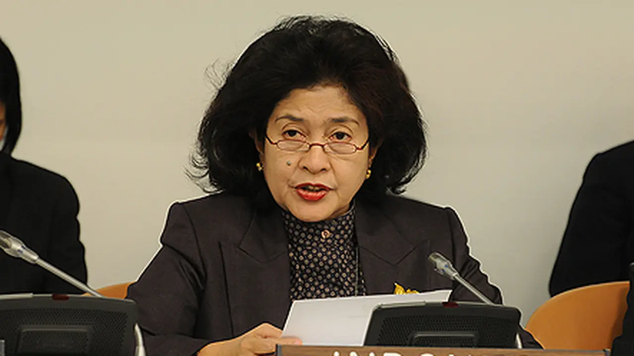 Nila Moeloek
