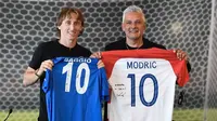 Roberto Baggio bersama Luka Modric di kegiatan amal (Ist)