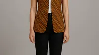 7 Model Cardigan Batik Tanpa Lengan untuk Tampilan Kasual Elegan di 2025