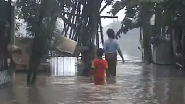 Warga Panik, Banjir Bandang Terjang 5 Kecamatan di Nganjuk