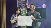 Direktur ATVI Melitina Tecoalu dan Ketua TDA Jakarta Barat Syafli Antia menandatangani nota kesepahaman (MoU) di Studio 3 Indosiar Jakarta, Jumat (22/09/2023). Dok: ATVI