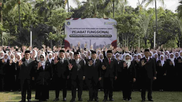 Gubernur DKI Jakarta, Pramono Anung melantik 992 pejabat fungsional Aparatur Sipil Negara (ASN) di DKI Jakarta.