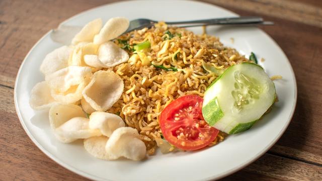 Resep Nasi Goreng Mawut Magelangan - Food Fimela.com