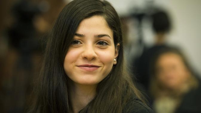 Perenang Yusra Mardini mewakili kontingen tim pengungsi Olimpiade. (ODD ANDERSEN / AFP)